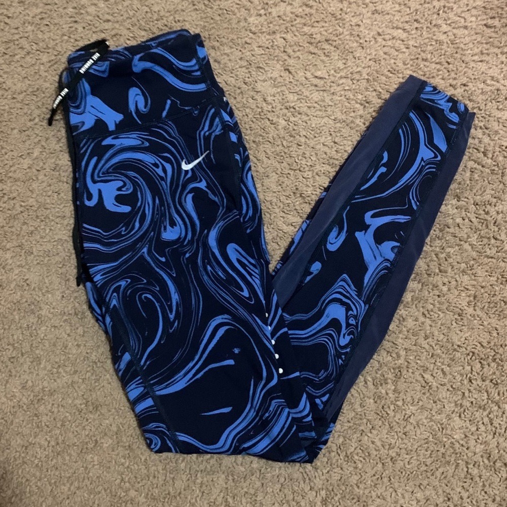 Nike high waisted leggings